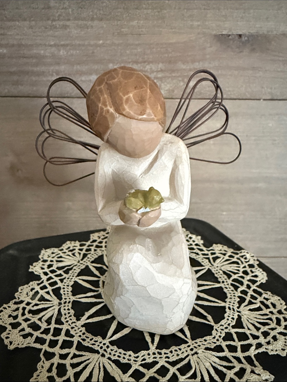 Vintage 2002 Willow Tree "Angel of Miracles" Figurine by Susan Lordi